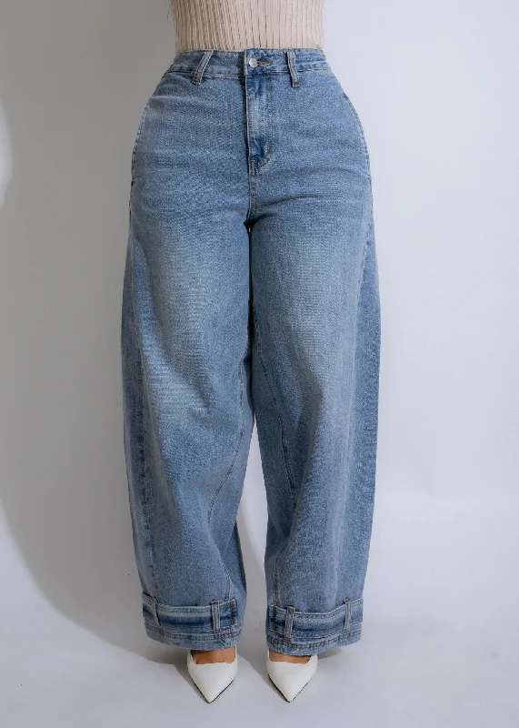 Multi-functional style Skyline Tapered Jeans Light Denim