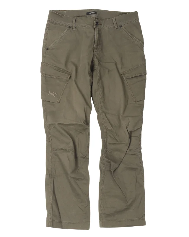 Elegant and noble Slanted Pocket Cargo Pants