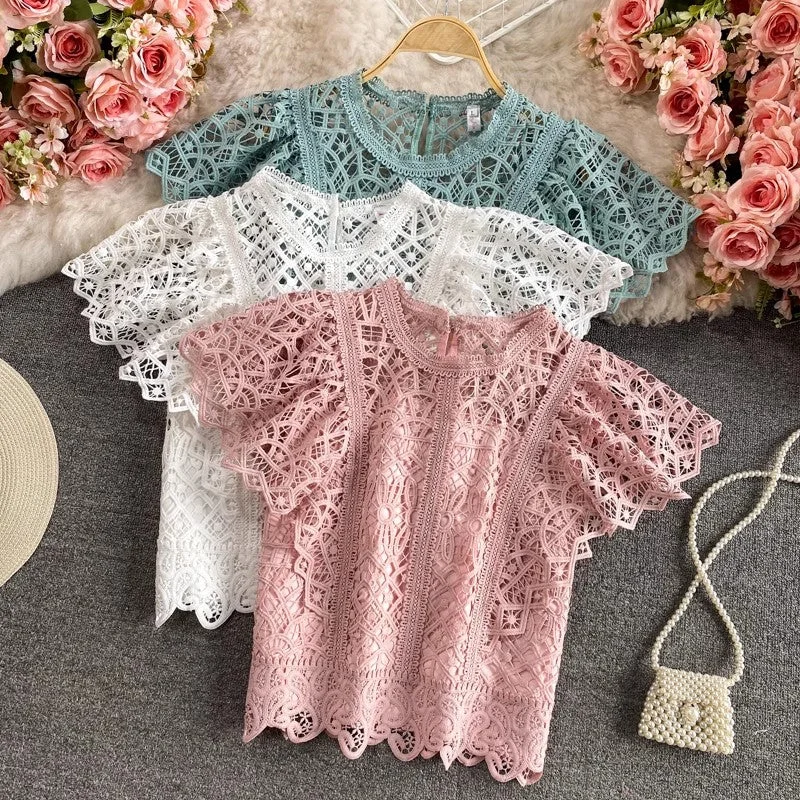 Wandering freely Solid Color Short Top Short Sleeve Round Neck Lace Shirt for Women    S3941