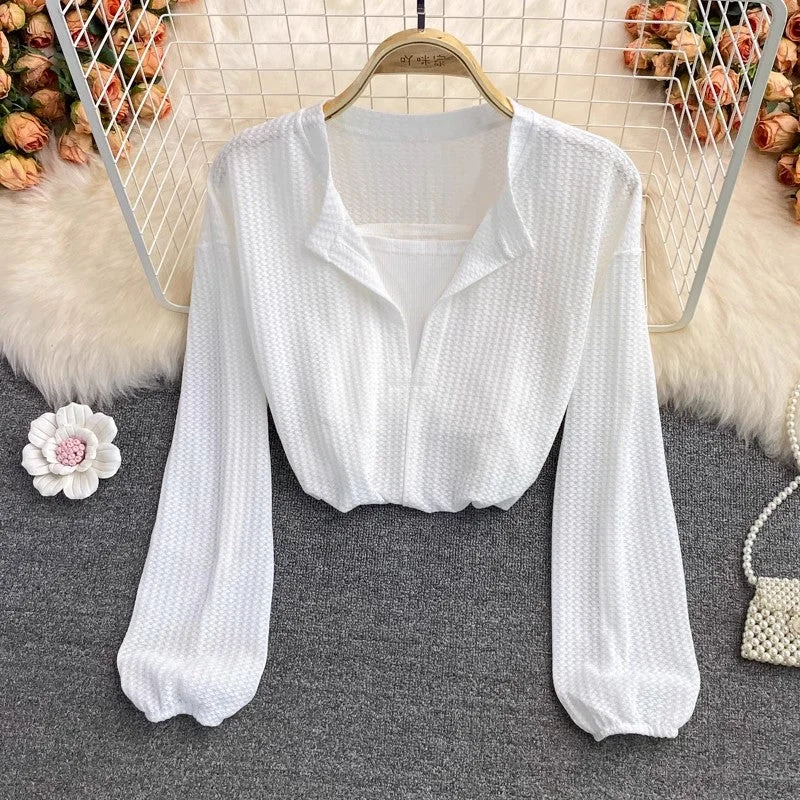 Trendy Traveler Short T-Shirts for Women, Fashionable and Chic Short Tops     S3922