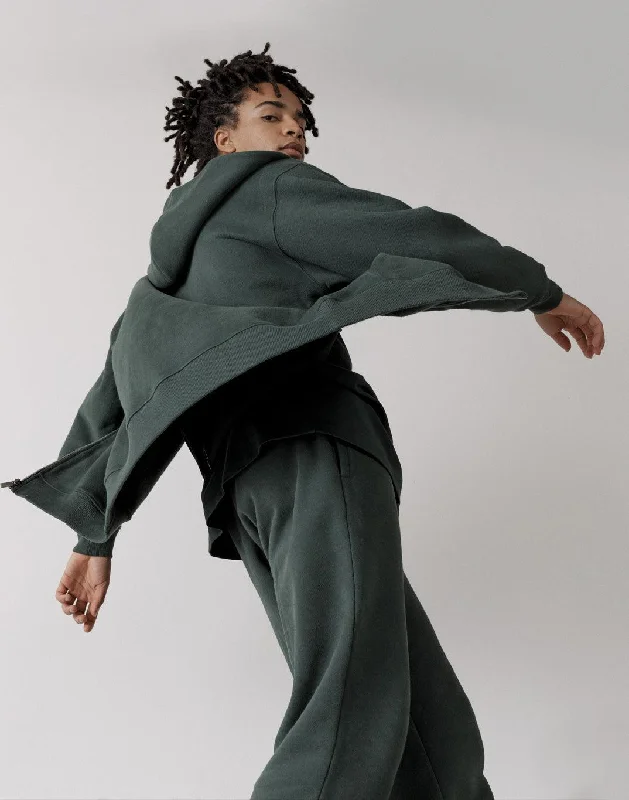 Wandering freely The Oversized Zip Hoodie in Earth Green
