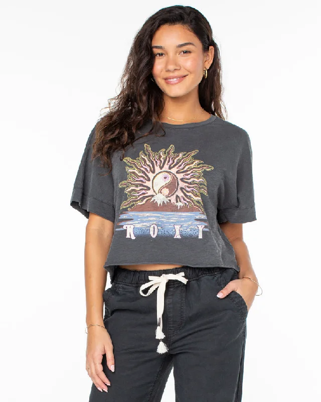 Retro Design Roxy Free Spirit Tee-Phantom