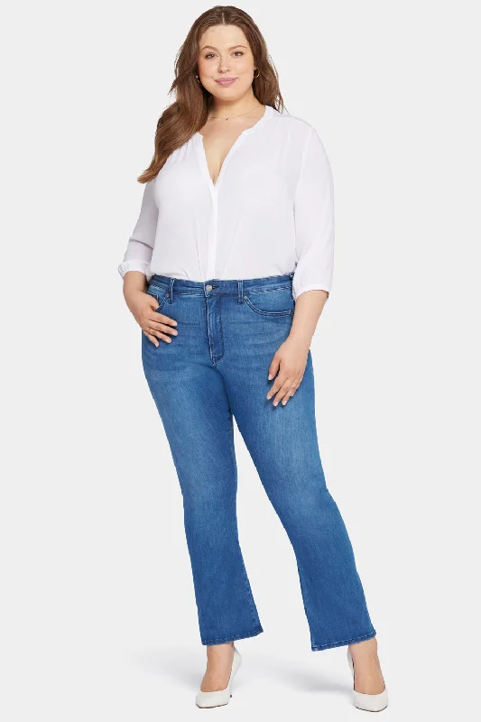 Retro Lace Fabric Le Silhouette Slim Bootcut Jeans In Petite Plus Size - Amour