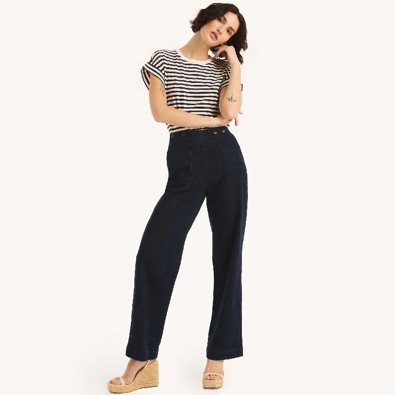Innovative Design Nautica Womens Sustainably Crafted True Flex High-Rise Sailor Denim
