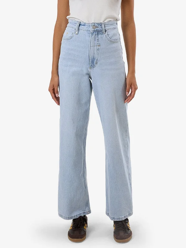 Single item design Holly Stretch Jean - Light Ash Blue