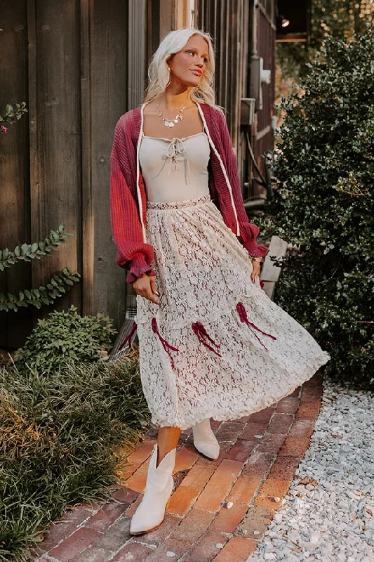 Knitted Design Boho Feels High Waist Lace Skirt in Wine