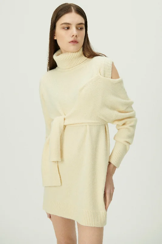 Comfortable down Victoria Tie Front Sweater Dress