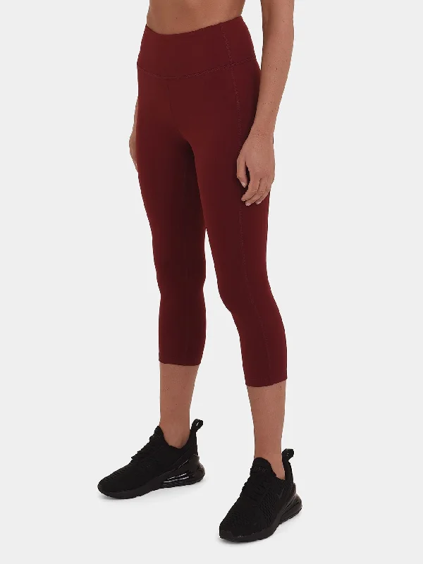 Knitted Design Women's Equilibrium Capri