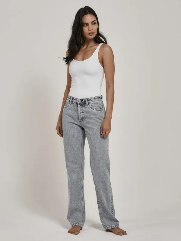 Street Vertical And Horizontal Design Rachel Mid Straight Jean - Garage Blue