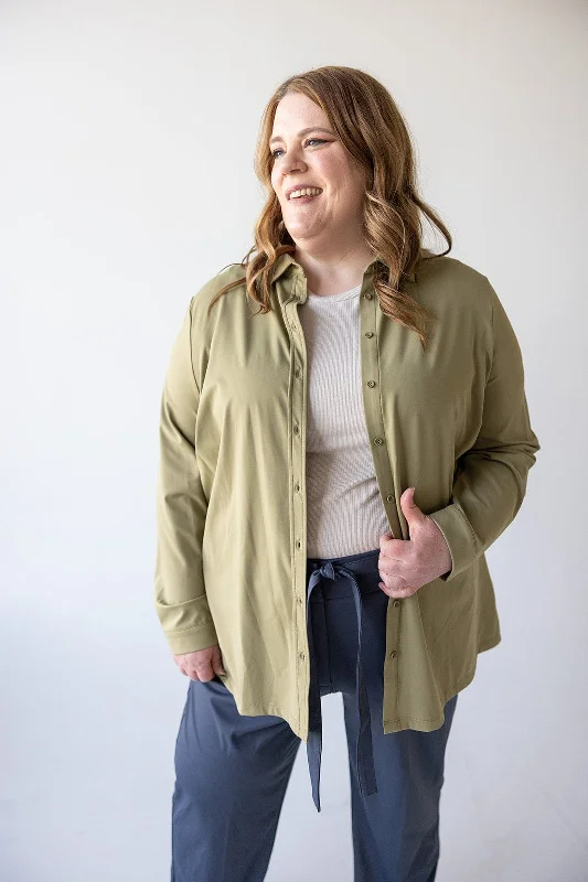 Hooded design STRETCHY WRINKLE FREE BUTTON-UP BLOUSE IN NETTLE