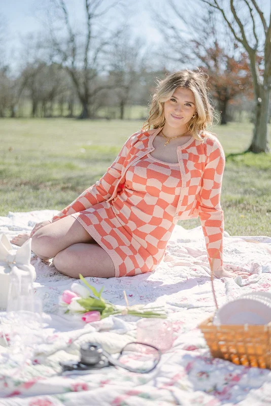 Street Graffiti Design Peach Checkerboard Set Dress