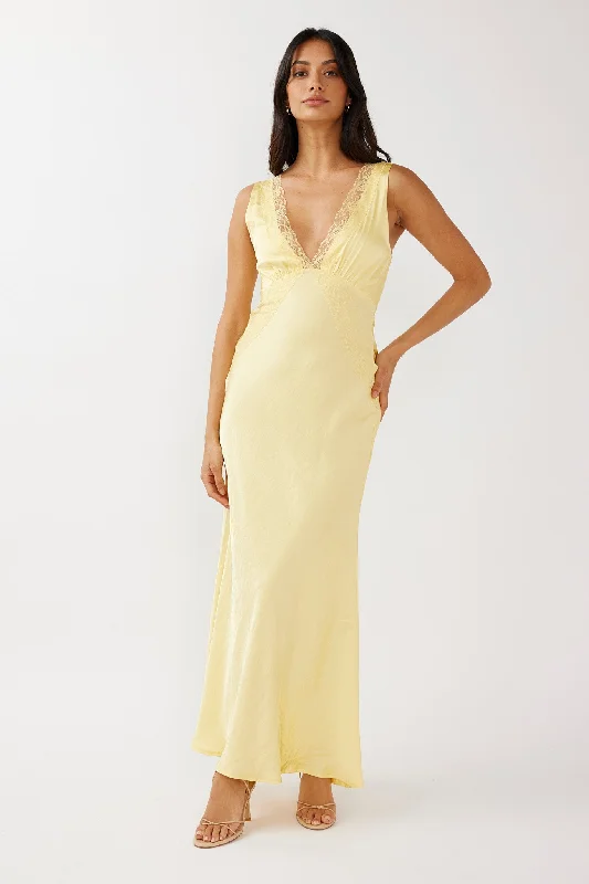 Cool Style Ivonne Lace Trim V-Neck Maxi Dress Yellow