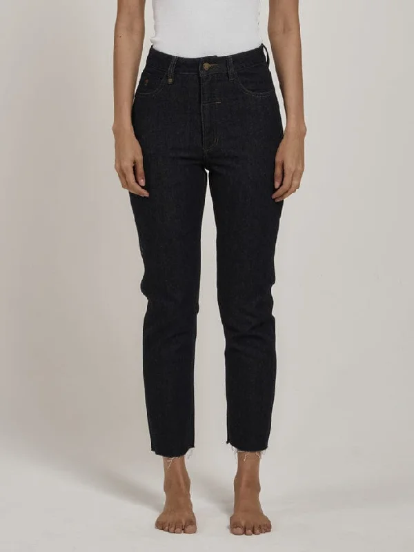 Low-key Luxury Casey Slim Jean - Raw Indigo