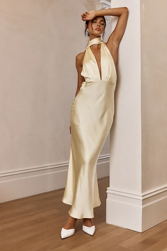 Fashionable sports Italia Azure Halterneck Maxi Dress Butter