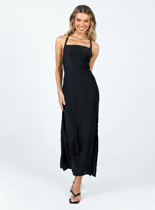 Moisture wicking Centomo Maxi Dress Black