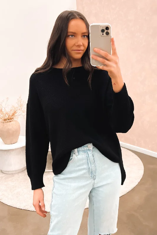 Stand-up collar design Lachie Knit Black