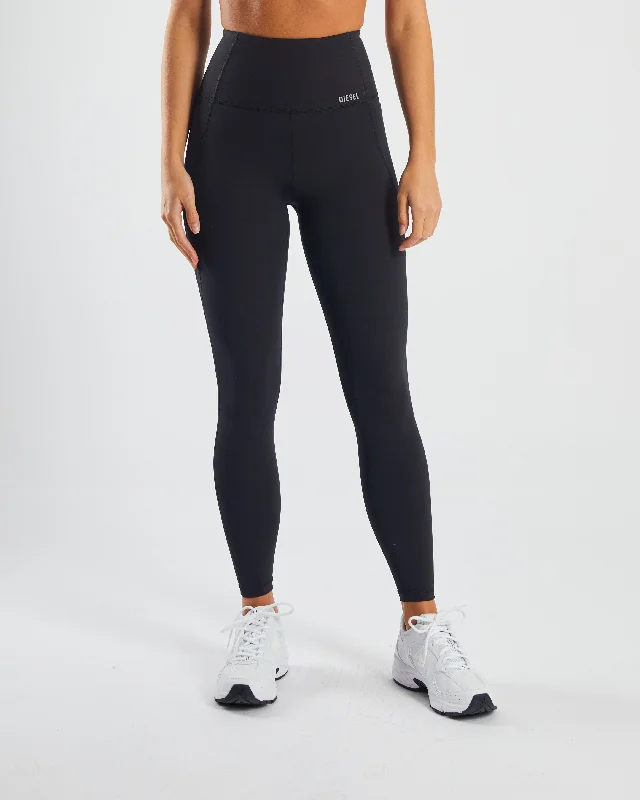 Letter embroidery Tate Pant Black