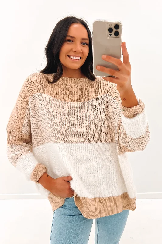 Mid-length Style Ola Knit Beige