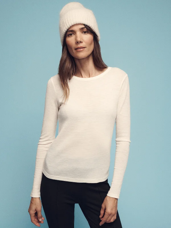 Fashionable and versatile Long Sleeve Wool Perfect Tee Chalk