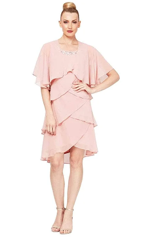 Boutique display SLNY - Scoop Tiered A-Line Cocktail Dress SL112296