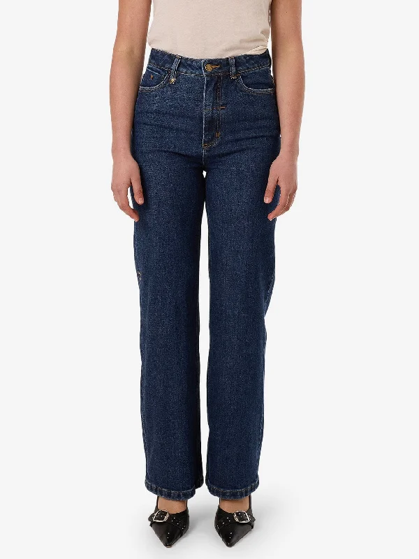 Fashionable and versatile Cherry Stretch Jean - Rinsed Ink