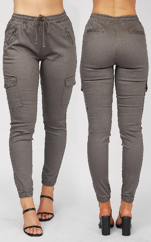Trendy and versatile Dip It Low Cargo Jeans - Grey