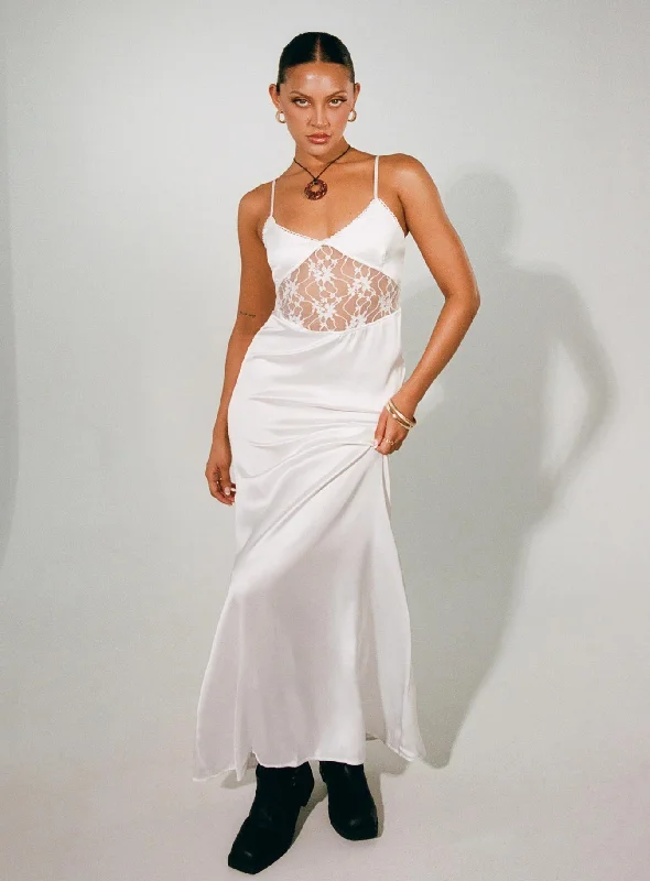 Sports Comfort Style Roselle Maxi Dress White