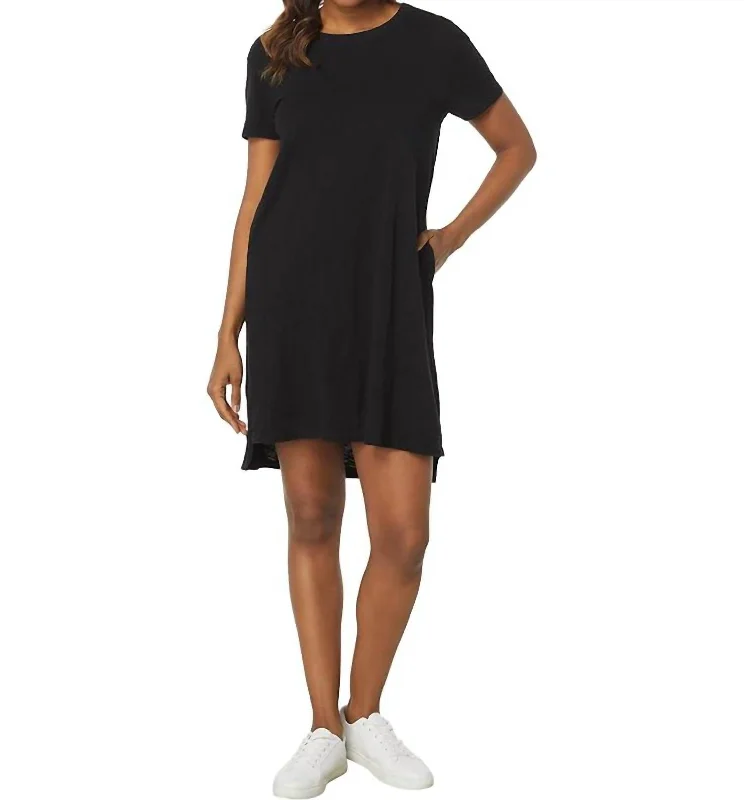 Street Style Short Sleeve Crew Neck Dress In Black