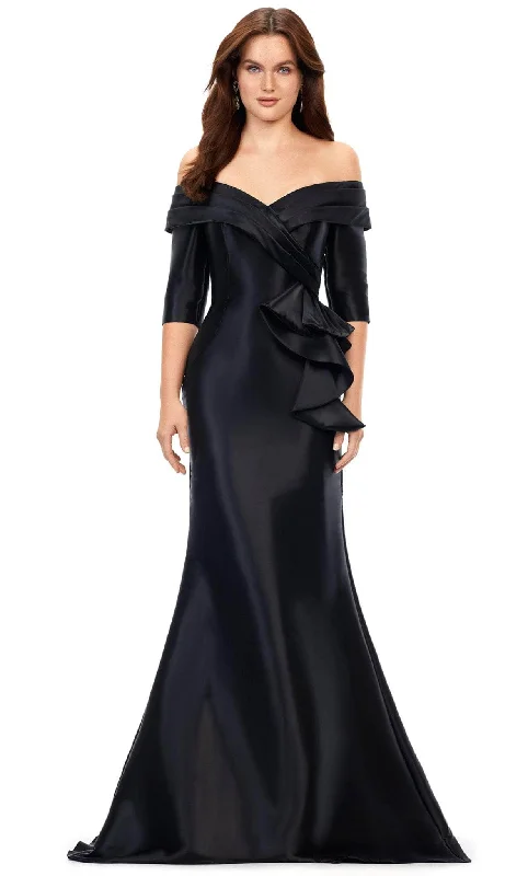 Letter embroidery Ashley Lauren 11324 - Mermaid Gown