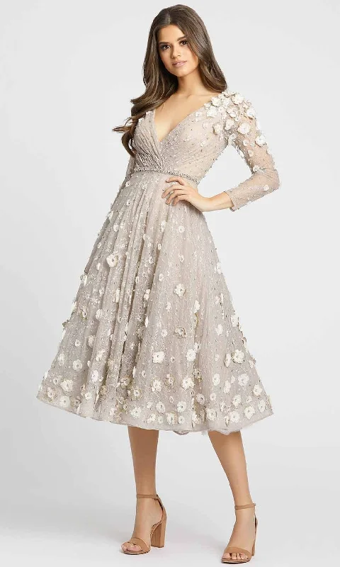 Street Style Mac Duggal 67387D